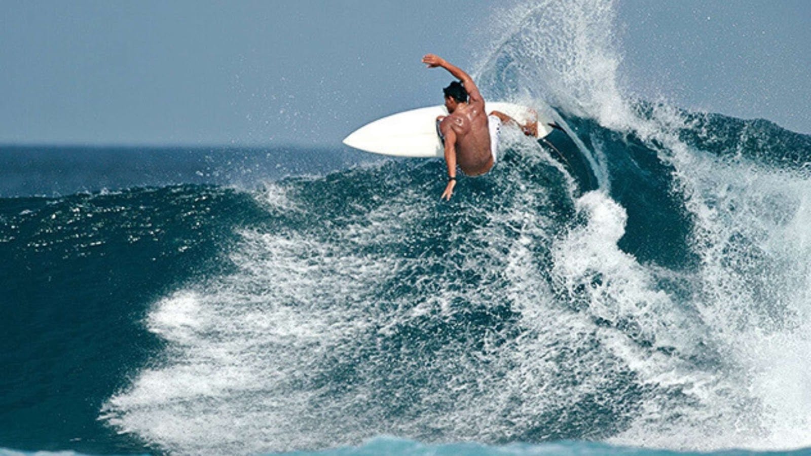 When the Magic Happens – Arugam Bay Surf Guide