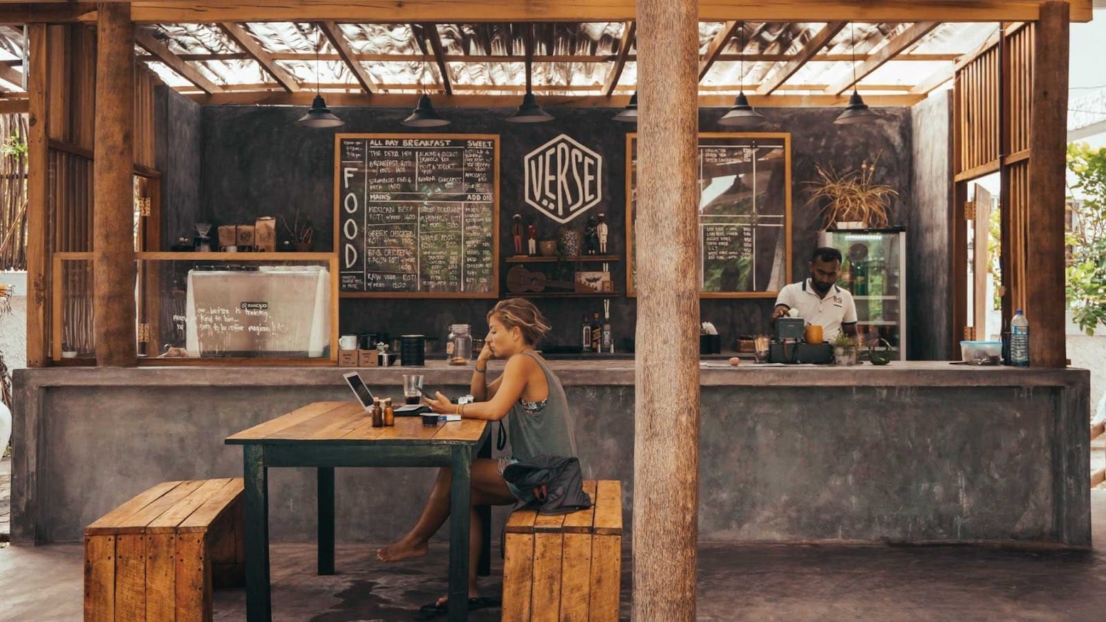 The Insider's Playbook – Sri Lanka Digital Nomad Guide 2025