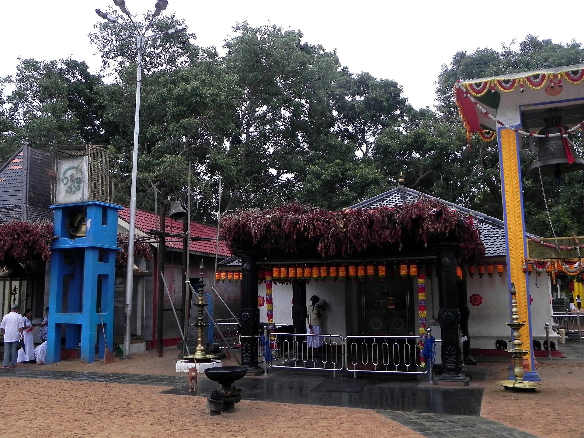 Pilgrims at the Kataragama Maha Devale shrine